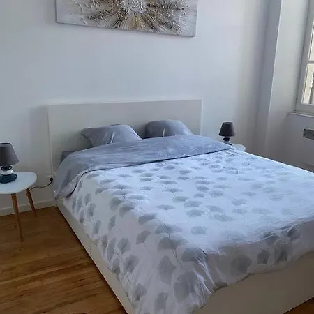 Appartement T2 Parfaitement Situe Au Pied De La Cathedrale à Périgueux Extérieur photo