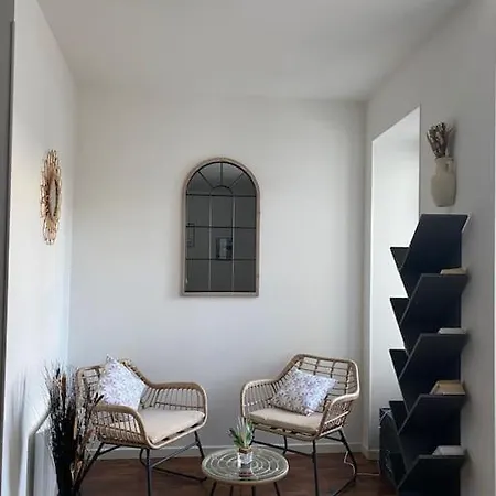 Appartement T2 Parfaitement Situe Au Pied De La Cathedrale à Périgueux Extérieur photo