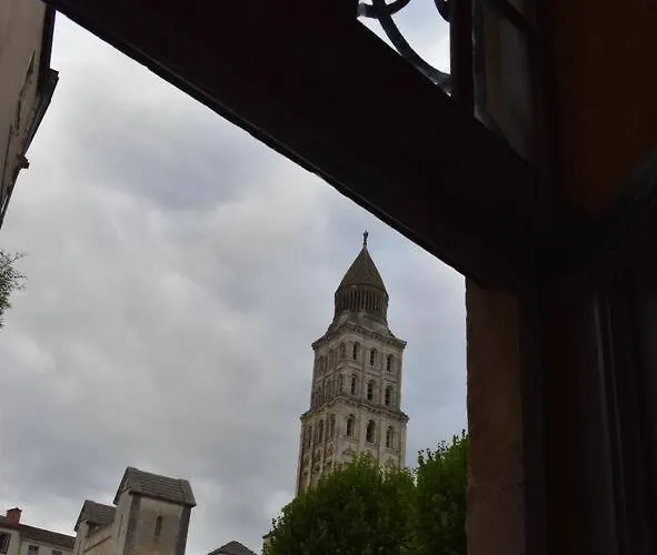 T2 Parfaitement Situe Au Pied De La Cathedrale